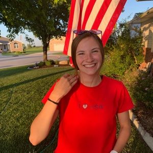 Meet your Posher, Alexis